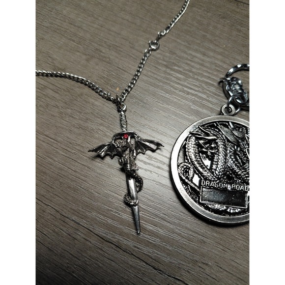 Dragon Road Metal Keychain and Necklace Set Silver Tone Dragon Theme - Picture 4 of 7